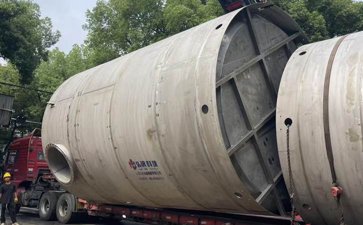 1761716722586304.jpg 617.jpg