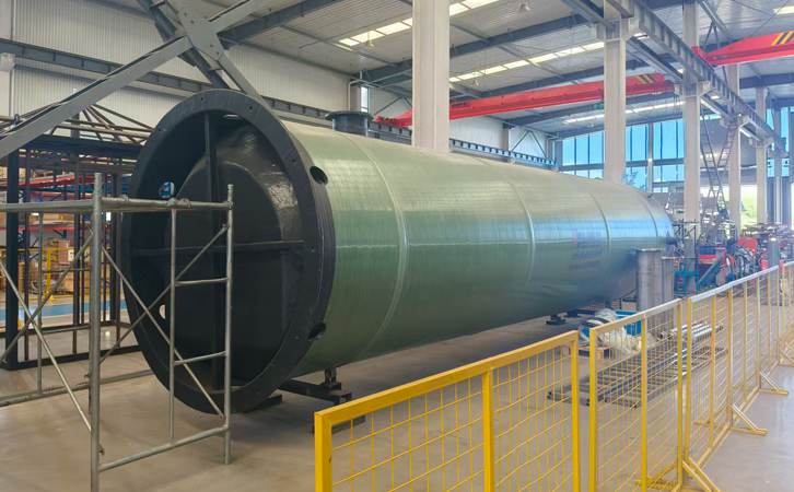 1764747675547200.jpg 722.jpg